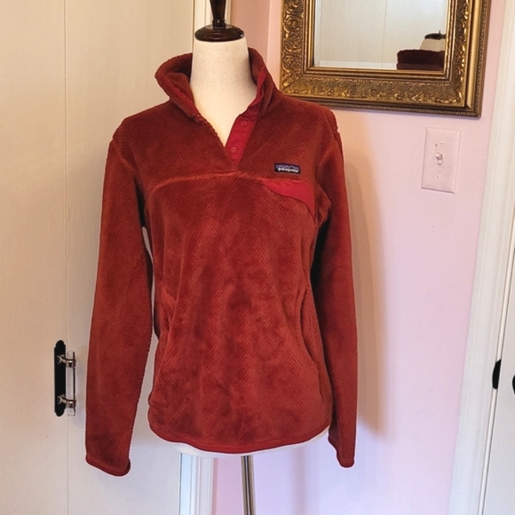 Patagonia Jackets & Blazers - PATAGONIA deep red pullover